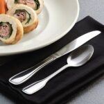 Libbey Brandware 145 5262 Wellington 8 3/4" Dinner Knife - 1